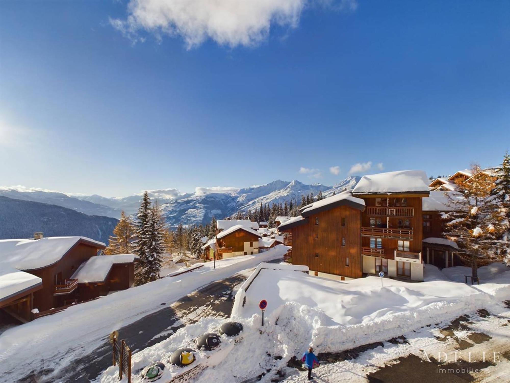 Studio Avec Mezzanine Pour 4 Pers, Proche Commerces Et Remontees - Fr-1-398-677 Montvalezan エクステリア 写真