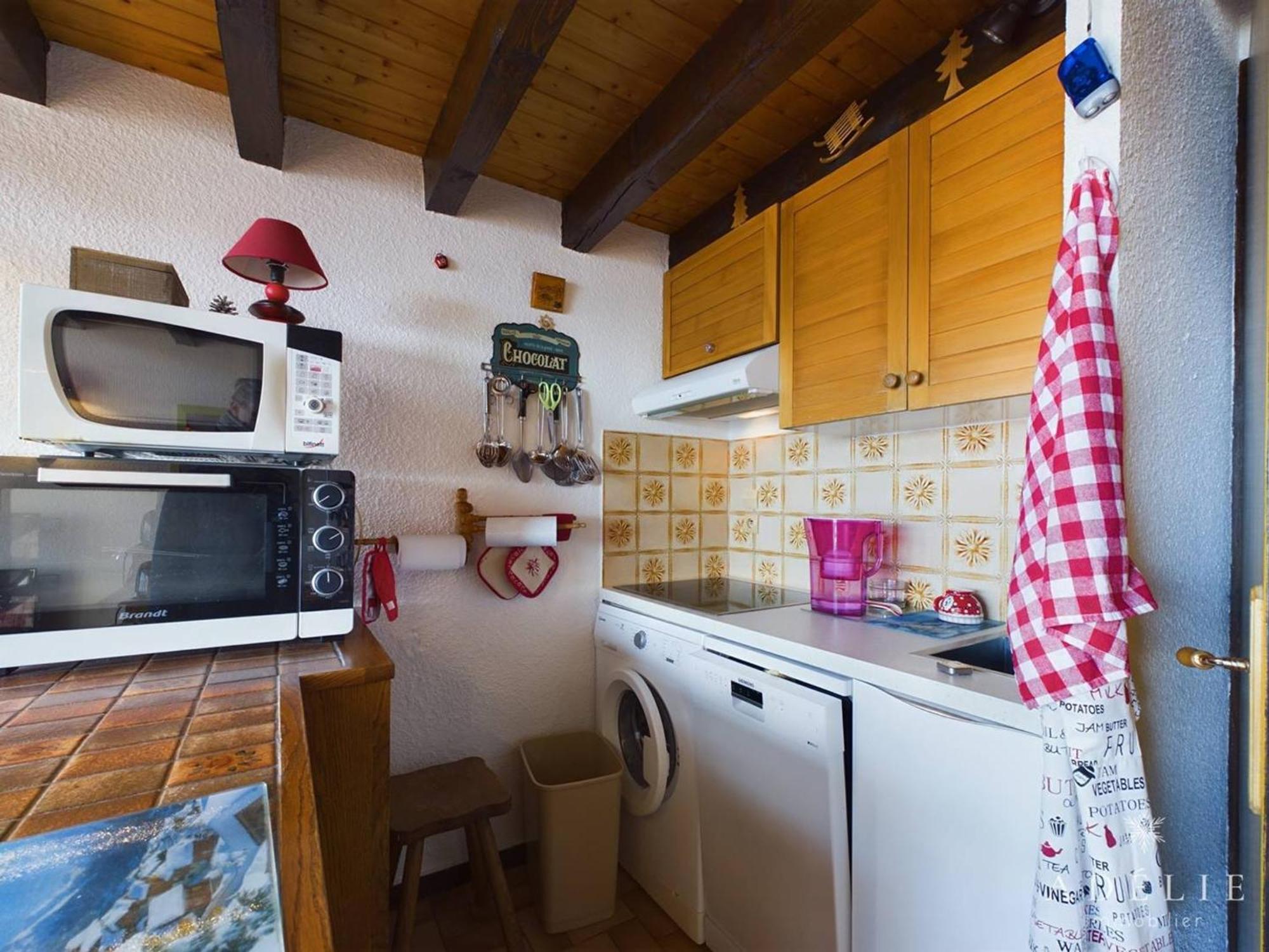 Studio Avec Mezzanine Pour 4 Pers, Proche Commerces Et Remontees - Fr-1-398-677 Montvalezan エクステリア 写真